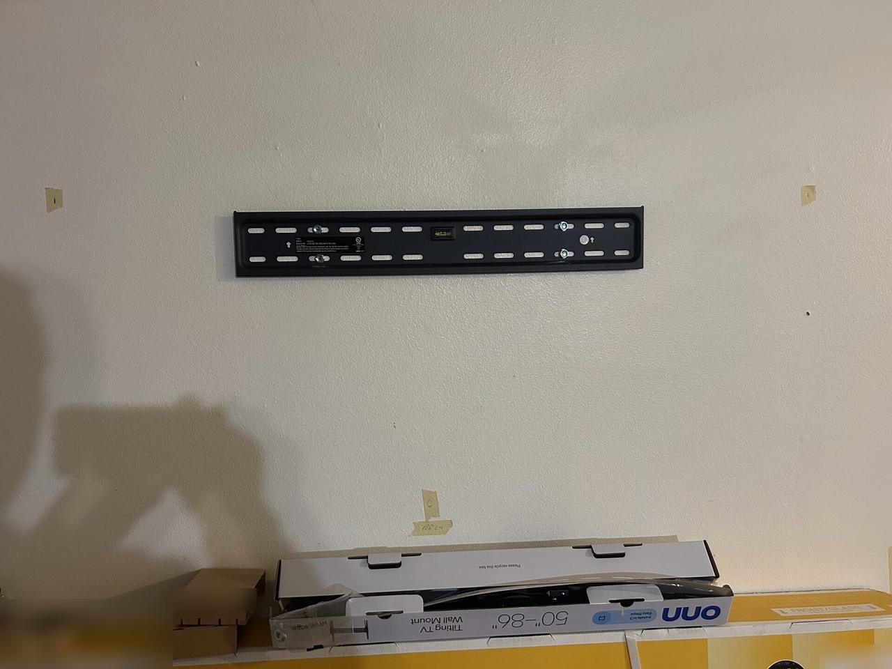 Streaming device and television setup context during TV service preparation during an Alrty onsite service visit